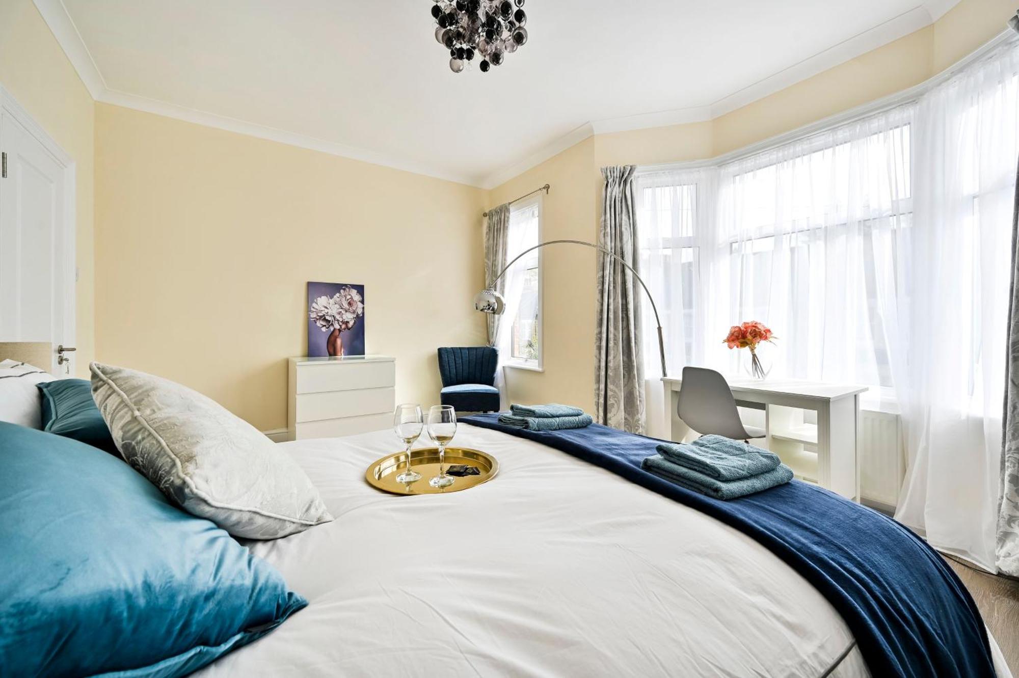 Greenwich Holiday Home ลอนดอน ภายนอก รูปภาพ